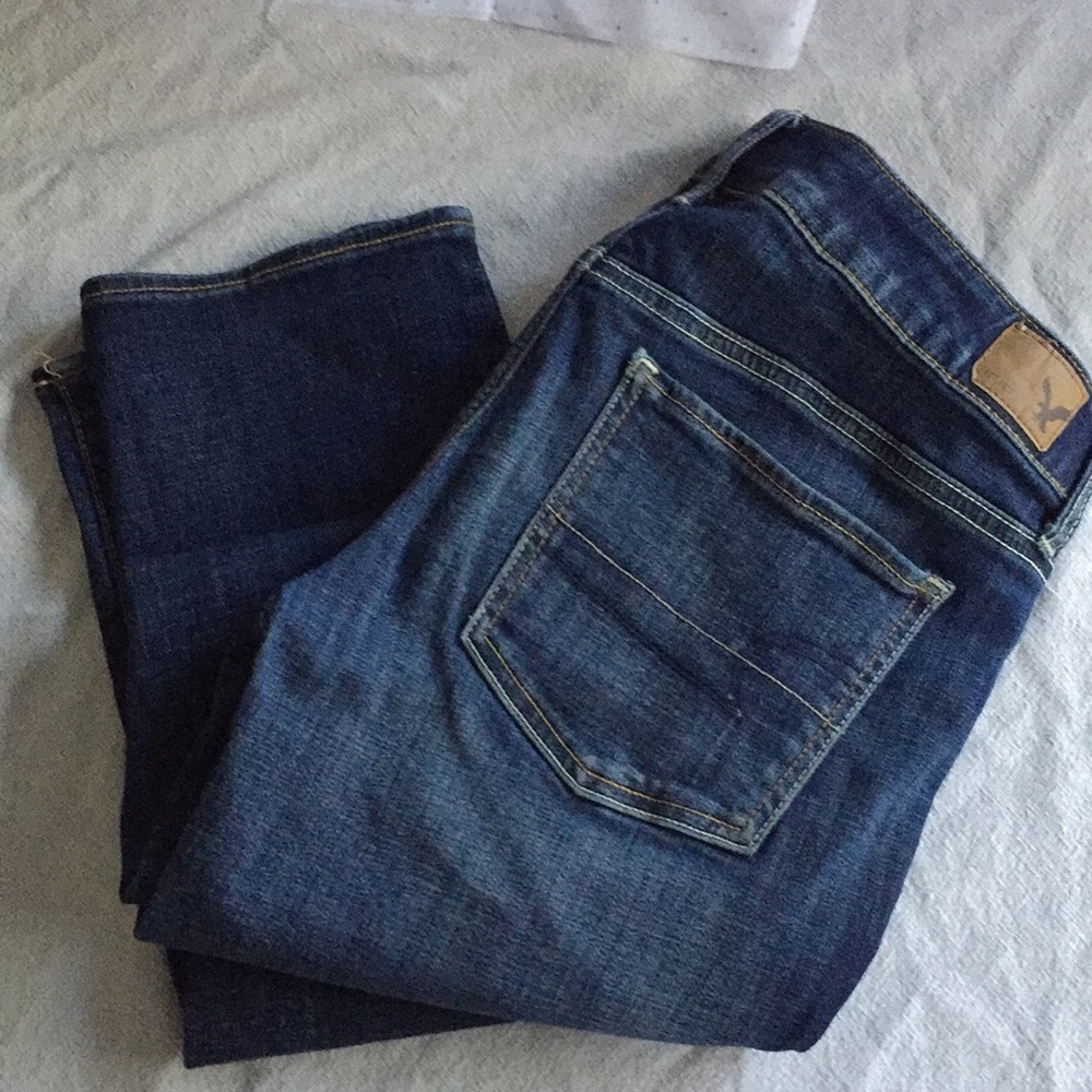 American Eagle Straight Leg Jeans